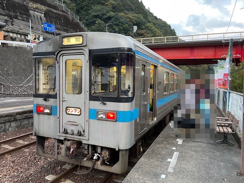 高知行き普通列車